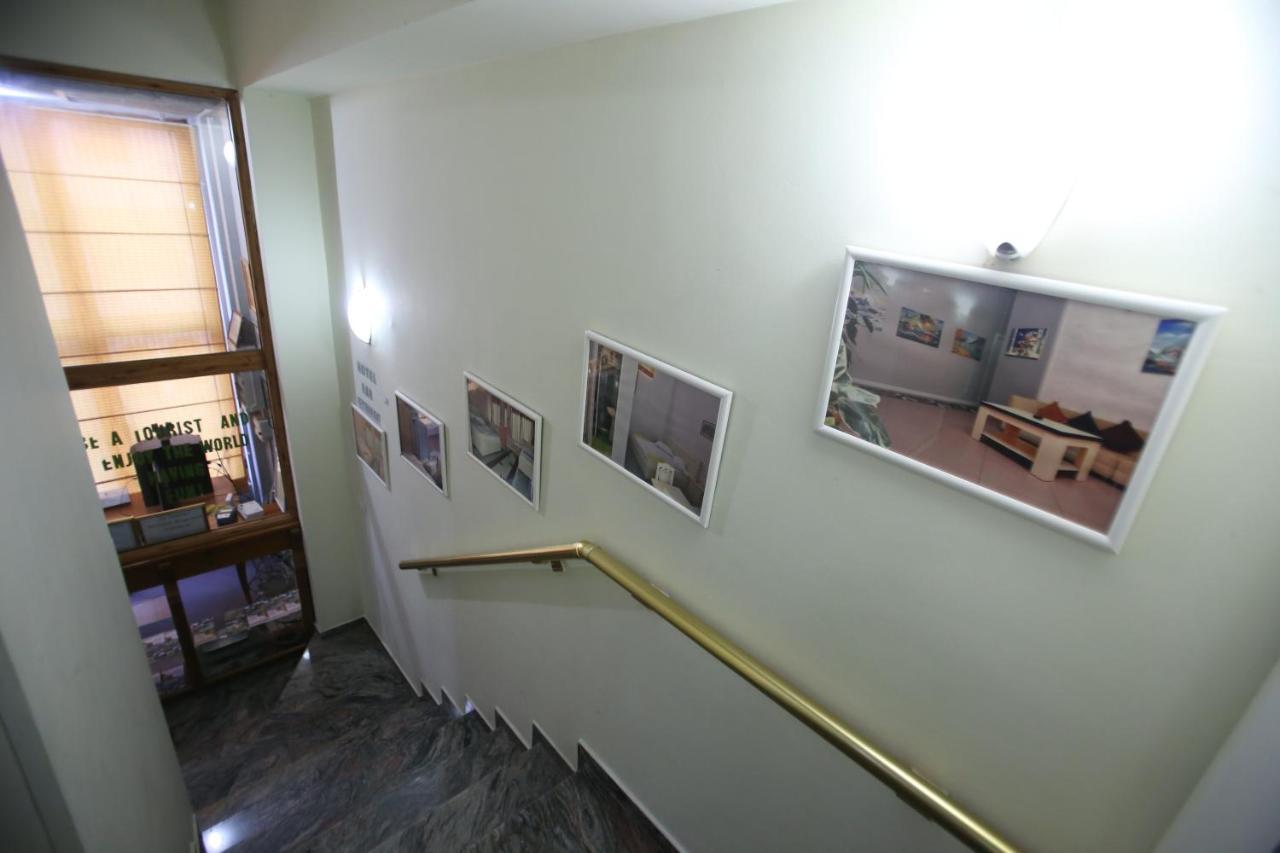 Hotel Pasarela Berat Exterior foto